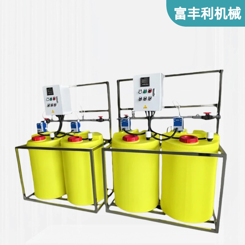 全自动加药装置4