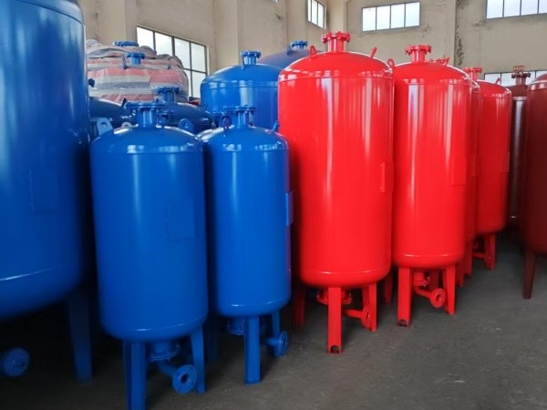 富丰利膨胀罐在定压补水装置中的作用