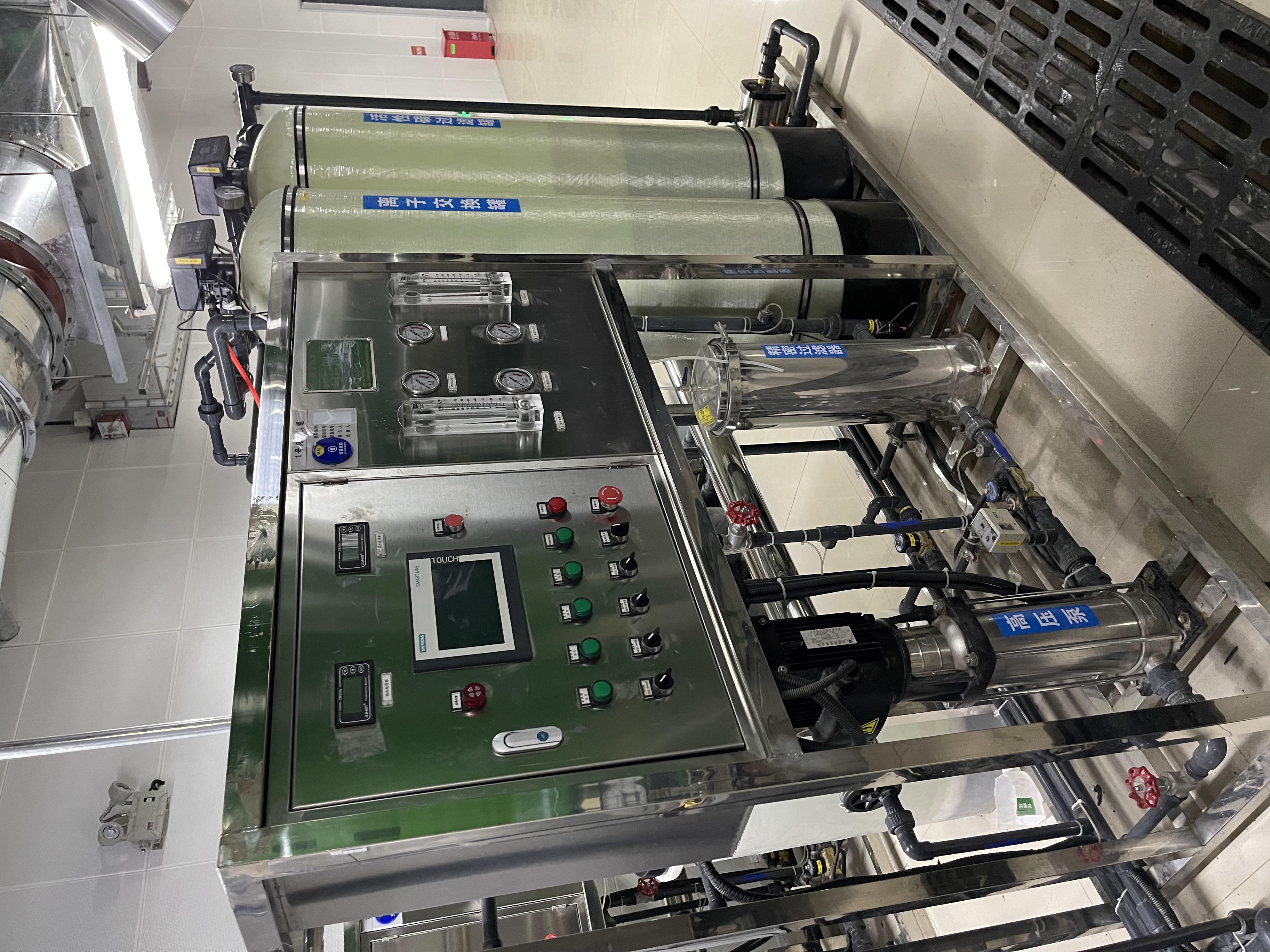 变频恒压装置软水器项目实拍